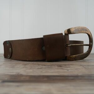 Salvatori brown leather belt w/brass tone buckle L